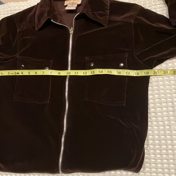 Starwear Velvety Jacket - Picture 6 of 10